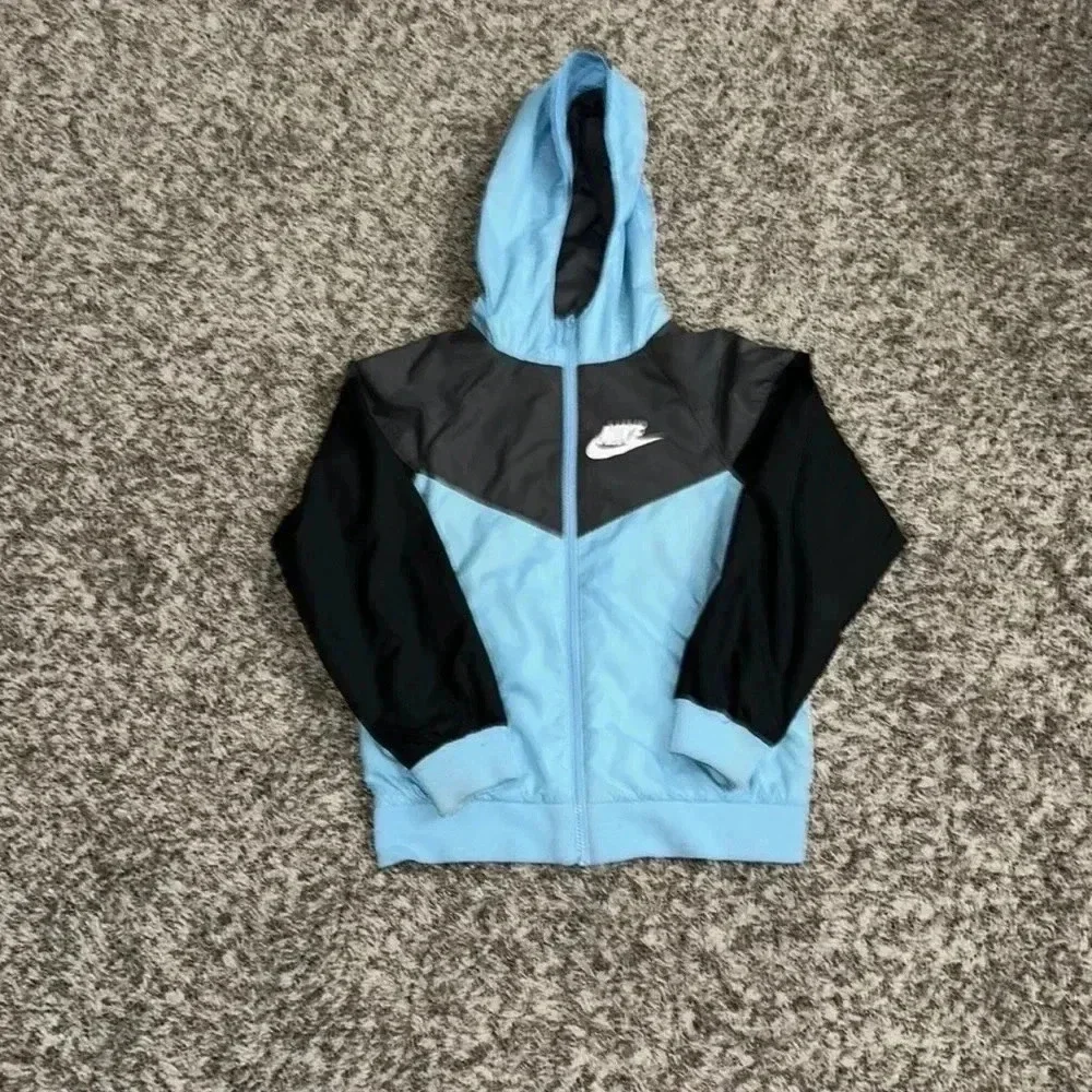 Nike Boys' Windrunner Jacket